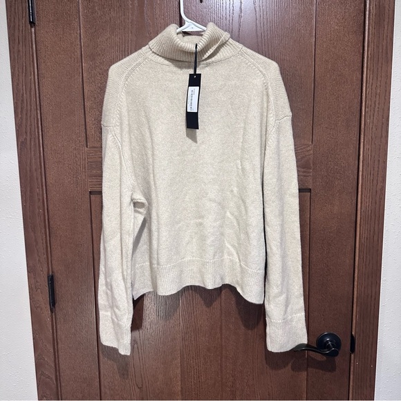 Jenni Kayne Atlas Turtleneck Sweater Wool Camel Hair - Picture 8 of 9